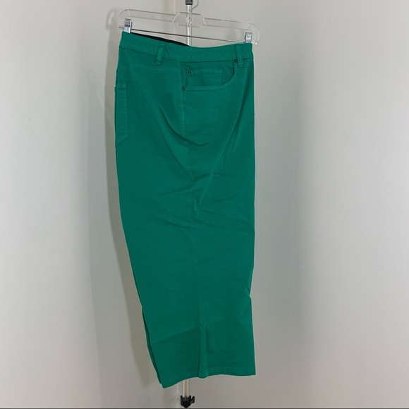 New Womens Plus Size Denim Capri’s Green - Picture 5 of 11